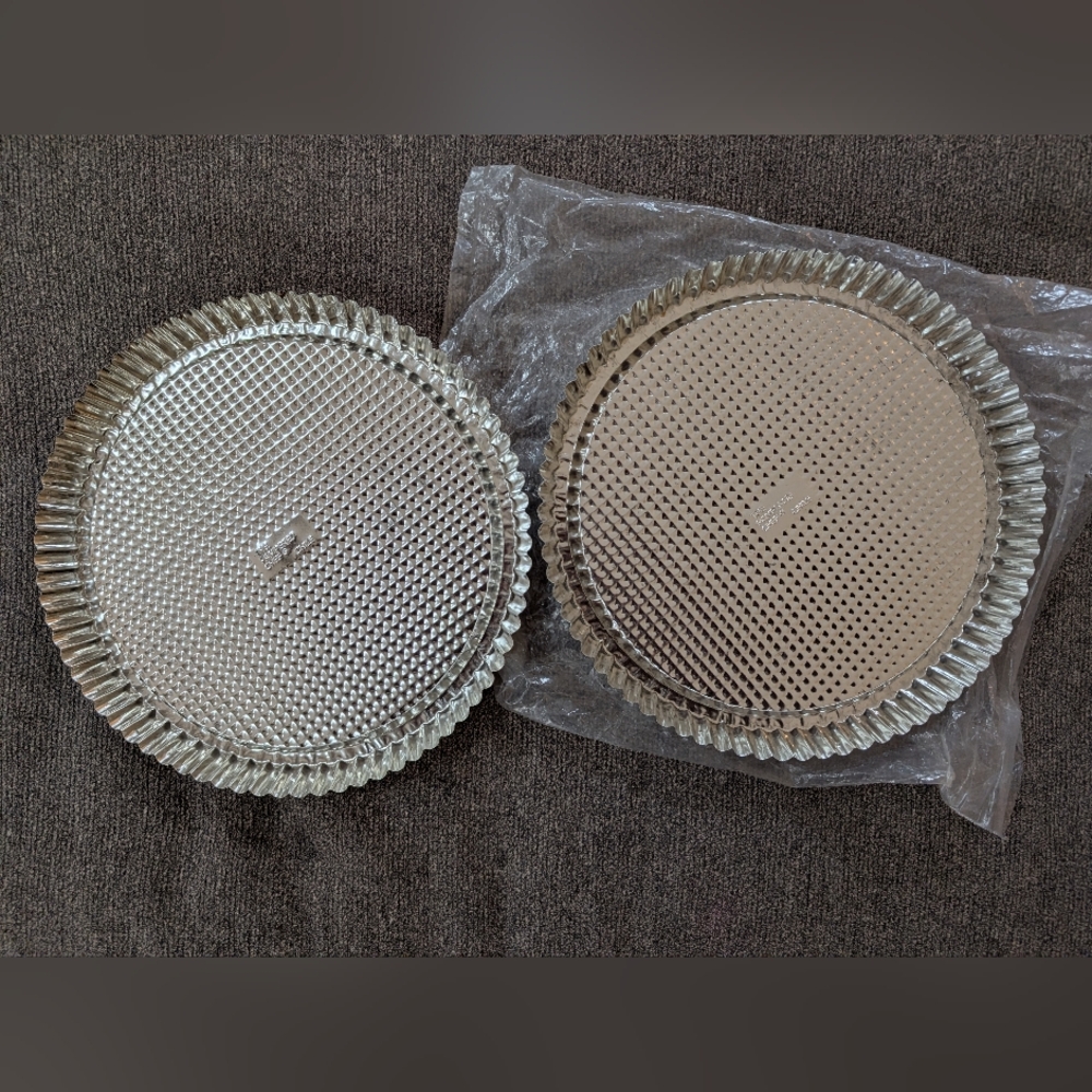 Pampered Chef Tart/Flan Pans Set of 2 - NEW